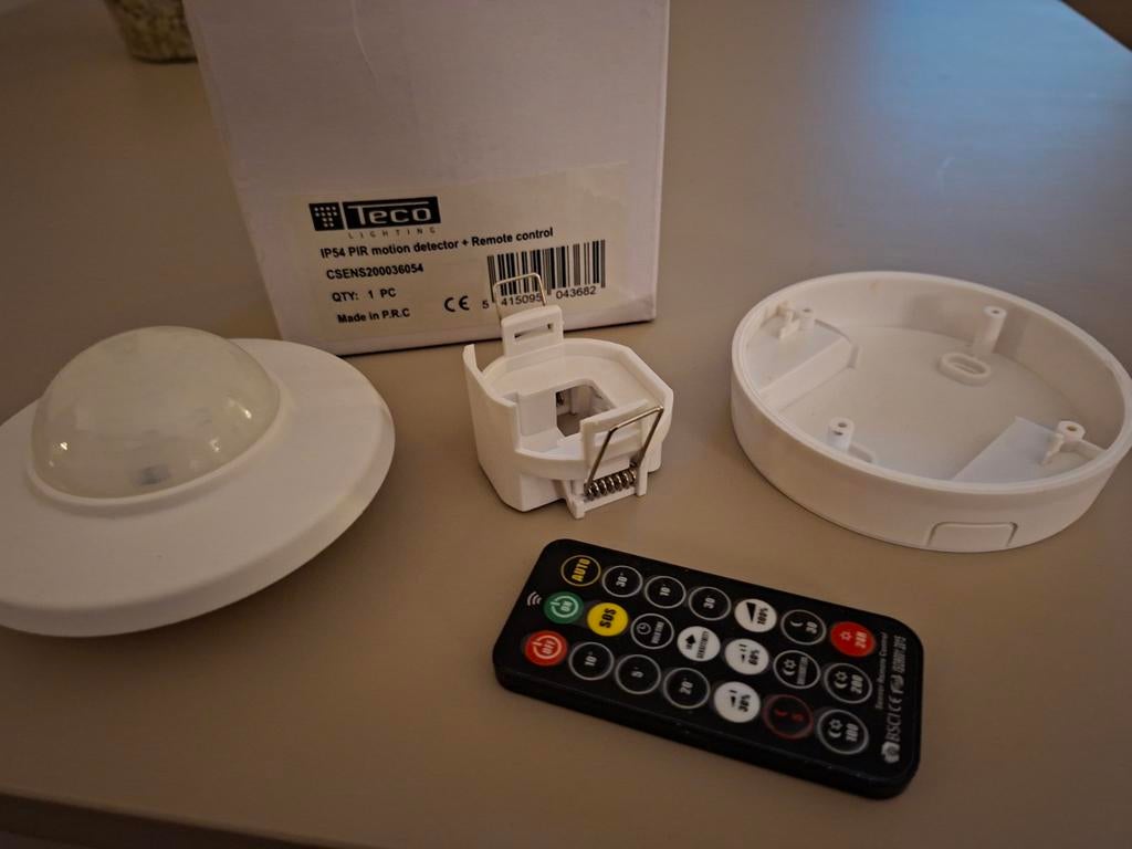 Système PIR Motion « Teco » intégré ou en surface, Maison & Meubles, Lampes | Spots, Encastré(e), Enlèvement ou Envoi