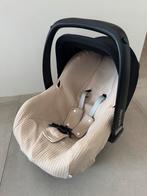 Maxi cosi cabriofix i-size met isofix basis, Ophalen, Zo goed als nieuw, Isofix
