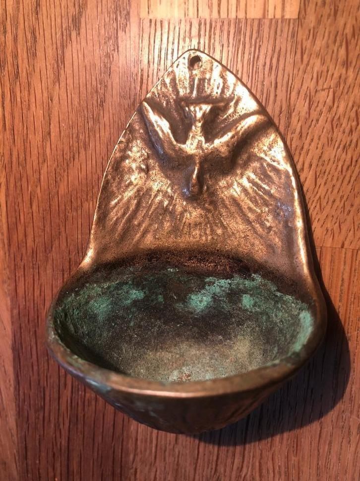 oud wijwatervat met duif - koperlegering, Antiek en Kunst, Antiek | Brons en Koper, Koper, Ophalen of Verzenden