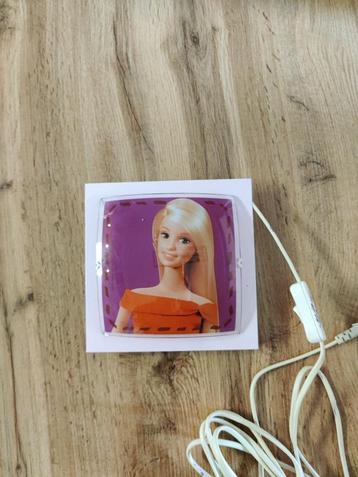 Leuke retro Barbie muurlamp beschikbaar voor biedingen