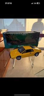 Prachtige Lotus Esprit type 79 1:18 autoart in doos, Ophalen of Verzenden, Zo goed als nieuw, Auto, Autoart
