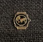 PIN - BENETTON - UURWERK - HORLOGE - WATCH, Verzamelen, Verzenden, Gebruikt, Merk, Speldje of Pin