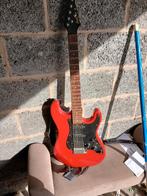 Elektrische gitaar gebruikt in deci, Muziek en Instrumenten, Snaarinstrumenten | Gitaren | Elektrisch, Ophalen