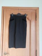 Jupe noire taille 34 - doublée, Vêtements | Femmes, Noir, Taille 34 (XS) ou plus petite, Porté, Sous le genou