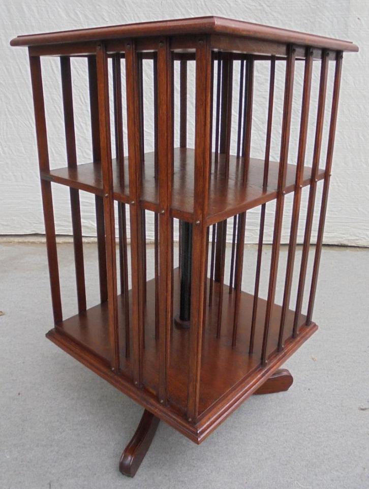 mooie eiken boekenmolen boekenkast, Antiek en Kunst, Antiek | Woonaccessoires, Ophalen of Verzenden