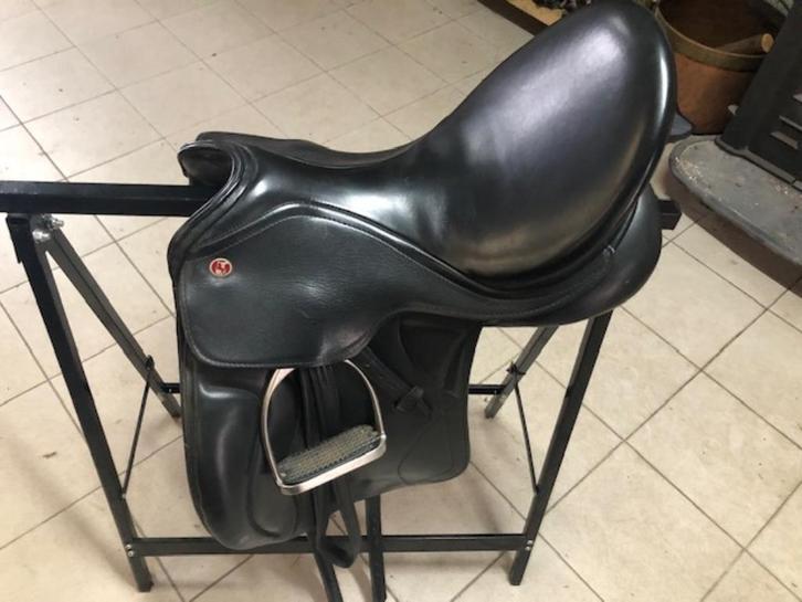 3 stuks Kieffer rijzadels in goede staat no-nonsense prijs !, Dieren en Toebehoren, Paarden en Pony's | Zadels, Dressuur, Ophalen