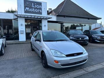 FORD FOCUS 1,6 BENZINE *SUNROOF *MET KEURING beschikbaar voor biedingen