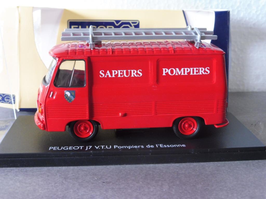 PEUGEOT J7 VITRÉE SEL À LA BALEINE ELIGOR 1:43 de reference 100975