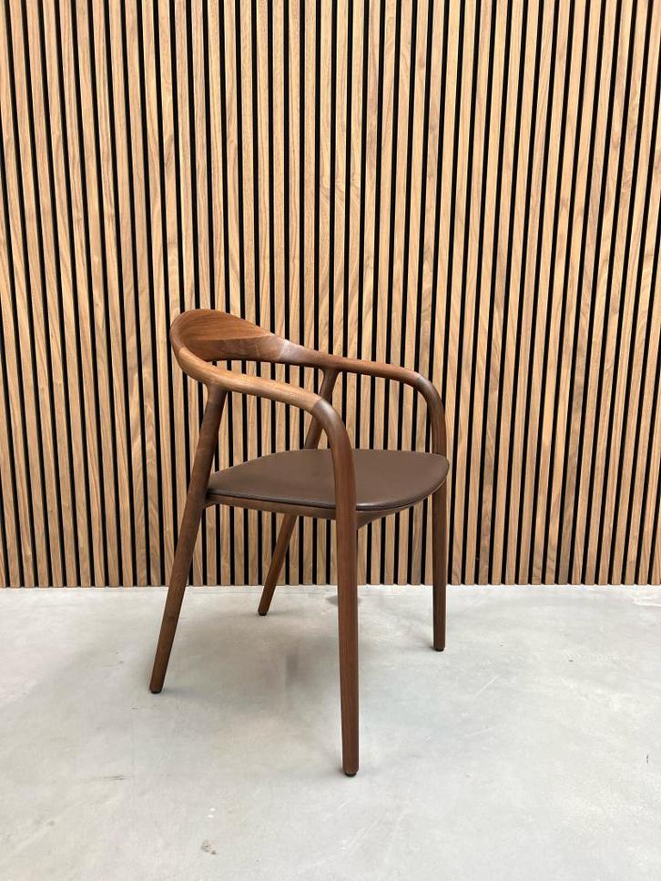 Artisan Neva eetkamerstoel Zenith 9015, Antiek en Kunst, Antiek | Meubels | Stoelen en Sofa's, Ophalen of Verzenden