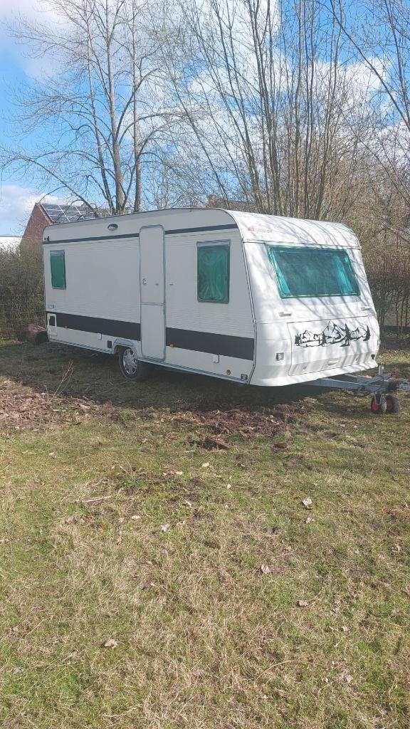 Belle caravane ADRIA 5206 UP, Caravanes & Camping, Caravanes, Particulier, jusqu'à 4, Banquette en rond, Adria, Lit dans la longueur