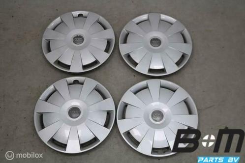 Org 16 inch wieldoppen Audi A3 8V 8V0601147C, Auto-onderdelen, Overige Auto-onderdelen, Gebruikt