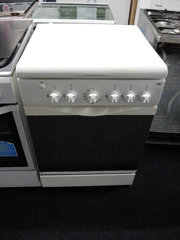 Etna gasfornuis met gasoven beschikbaar voor biedingen