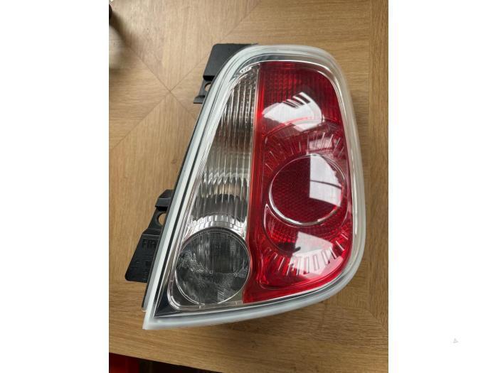 Achterlicht rechts van een Fiat 500, Auto-onderdelen, Verlichting, Fiat, Gebruikt, 3 maanden garantie, Ophalen of Verzenden