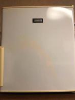 mini vrieskast, Elektronische apparatuur, Ophalen, Zo goed als nieuw, Met vriesvak, Minder dan 45 cm