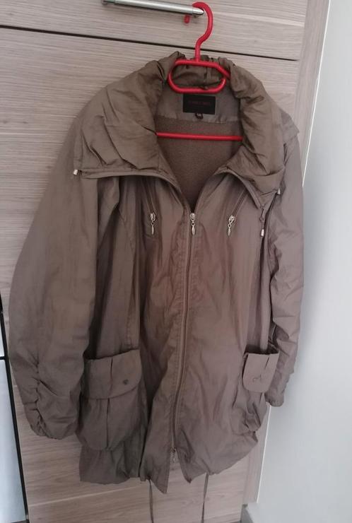 VESTE Capuche amovible XL - À EMPORTER CHARLEROI 6540 LOBBE, Kleding | Dames, Jassen | Winter, Gedragen, Ophalen