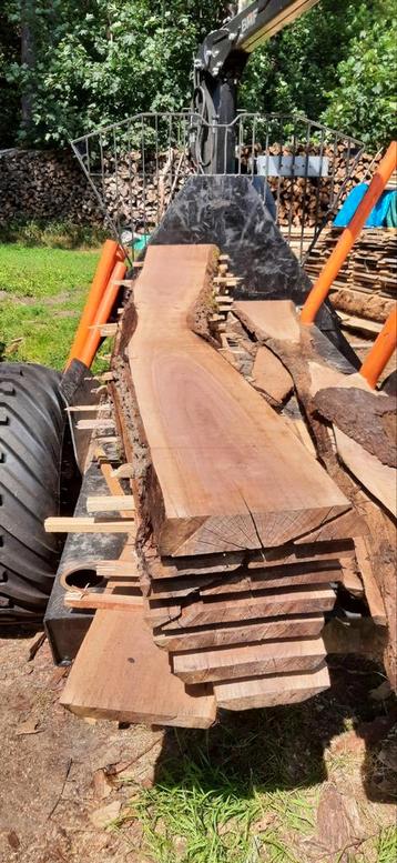 Planche plateau noyer noir  beschikbaar voor biedingen
