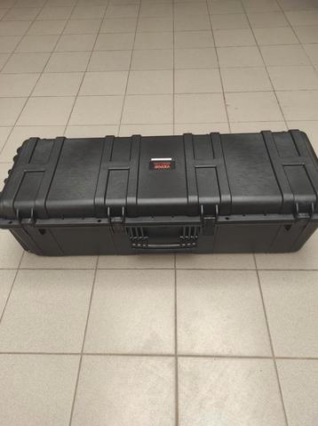 Opbergbox weerbestendig beschikbaar voor biedingen