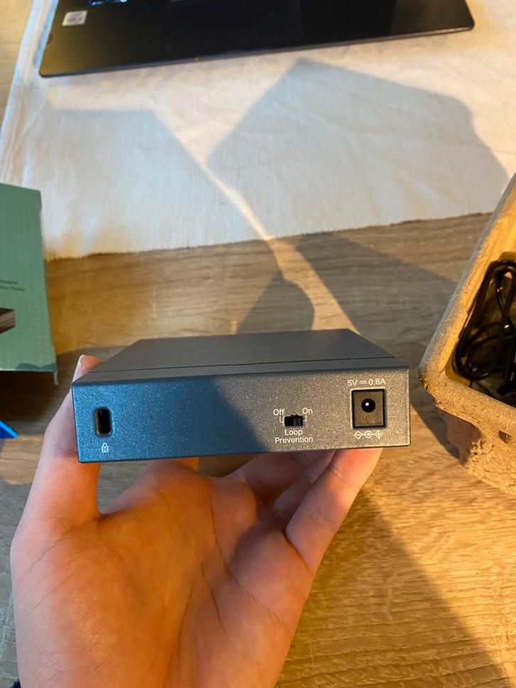 TP-Link TL-SG105, Computers en Software, Netwerk switches, Nieuw, Ophalen
