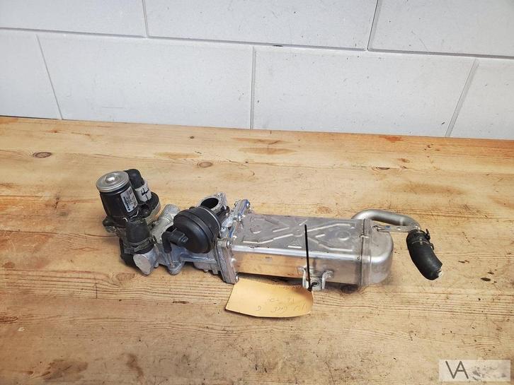 VW Golf 6 Polo Audi A1 A3 Q3 1.6 tdi CAY egr koeler klep €40, Auto-onderdelen, Motor en Toebehoren, Volkswagen, Gebruikt, Ophalen of Verzenden