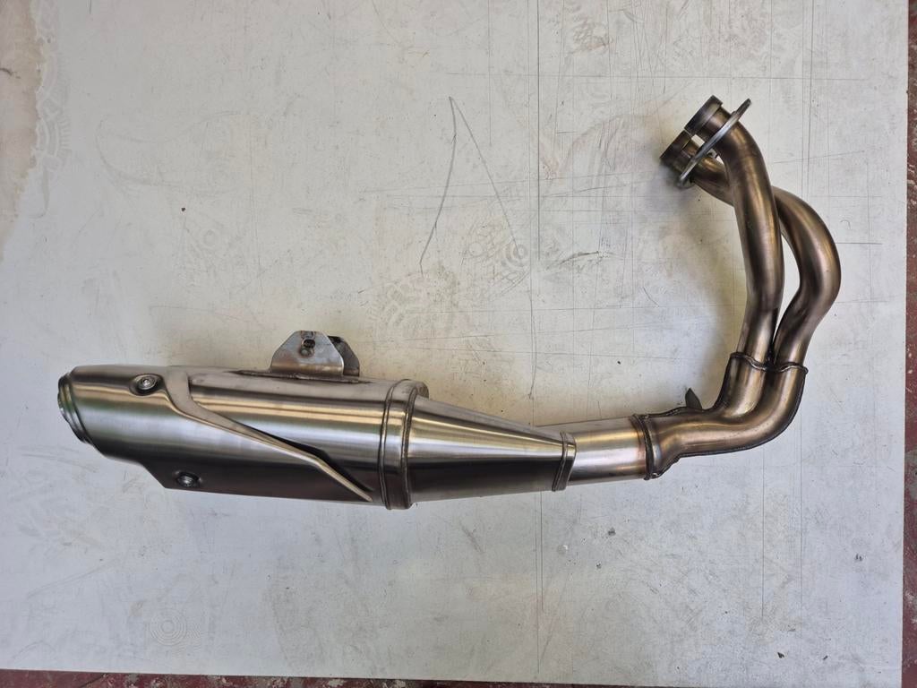 Nouvel échappement Z650 original, Motos, Pièces | Kawasaki, Neuf, Enlèvement ou Envoi