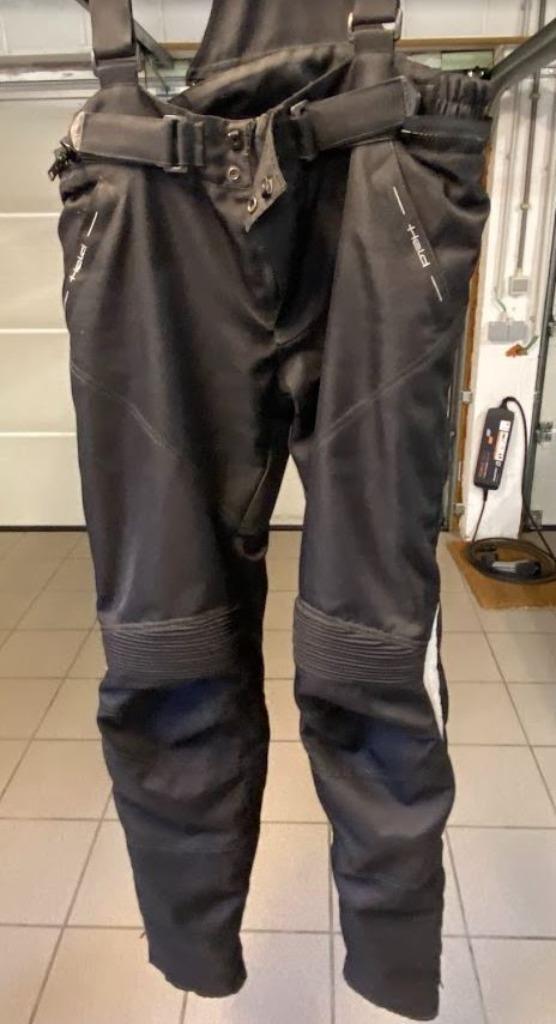 MOTORBROEK MET BRETELS, merk HELD, maat L, Motoren, Kleding | Motorkleding, Broek | textiel, Tweedehands, Ophalen