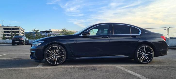 BMW 740 e iPerformance    M Pack,   Carbon Blauw, Pano, Auto's, BMW, Particulier, 7 Reeks, 360° camera, ABS, Achteruitrijcamera