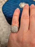 Massieve zilveren ring Victoria met crystals maat 50, Handtassen en Accessoires, Ringen, Ophalen of Verzenden, Zo goed als nieuw