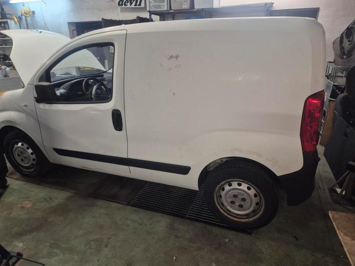 Citroën nemo 13cdti euro5  2013 en panne, Autos, Camionnettes & Utilitaires, Entreprise, Citroën, Euro 5, Enlèvement