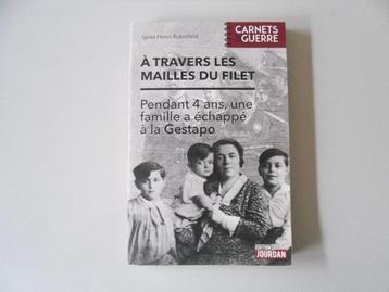 A travers les mailles du filet - Pendant 4 ans, une famille beschikbaar voor biedingen