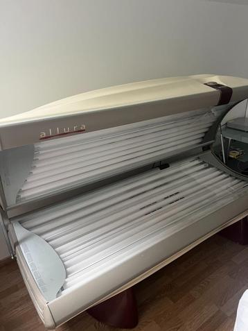Zonnebank Alisun professioneel 26 + 4 lampen 100W beschikbaar voor biedingen
