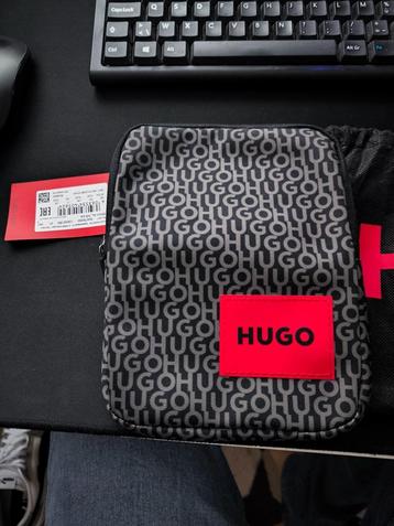 sac bandoulière hugo neuf à vendre disponible aux enchères