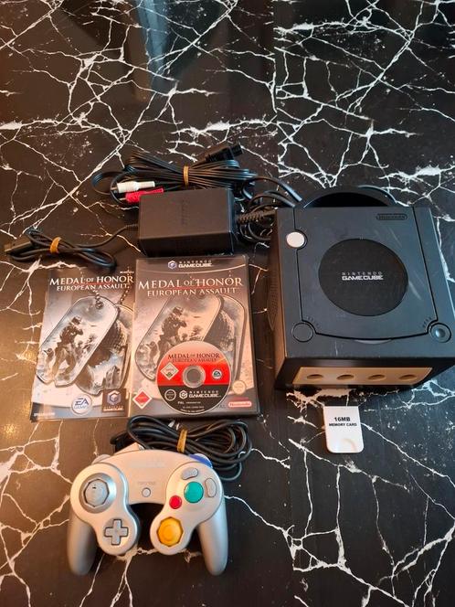 Nintendo Gamecube-console + games + controller + geheugenkaa, Games en Spelcomputers, Spelcomputers | Nintendo GameCube, Zo goed als nieuw