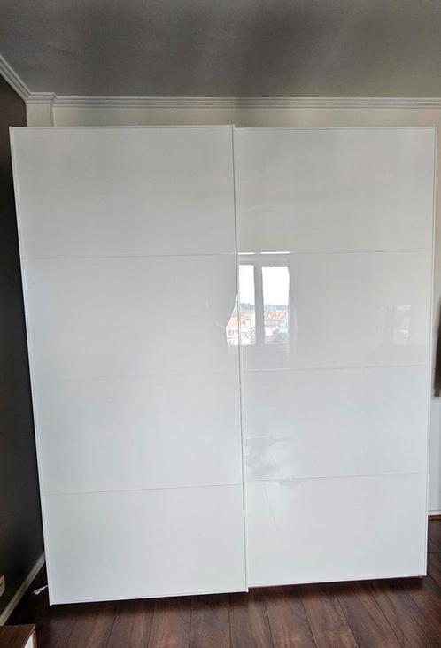 Slaapkamerset - kledingkast, dressoir en nachtkastjes (sa, Huis en Inrichting, Kasten | Kleerkasten, Gebruikt, Ophalen