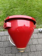 Grote safety trechter brandveilig kan ook aangsloten worden, Ophalen