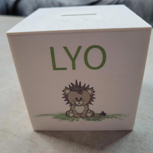 Bedrukt spaarpotje met naam en leeuwtje, Kinderen en Baby's, Kinderkamer | Overige Meubels, Nieuw, Overige typen, Ophalen of Verzenden