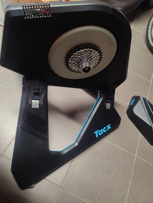 Tacx Neo 2T + motion plates + indoor trainer setup (headwind, Sport en Fitness, Wielrennen, Zo goed als nieuw, Ophalen