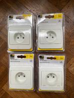 Prise de courant, Bricolage & Construction, Électricité & Câbles, Enlèvement, Neuf, Prise de courant