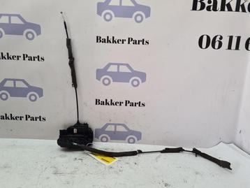 Deurslot Mechaniek 4Deurs links-achter van een Nissan Qashqa beschikbaar voor biedingen