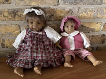 2 vintage poppen meisje en jongen beschikbaar voor biedingen