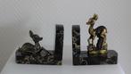 Jaren '50  Bambi's op marmeren sokkel., Antiek en Kunst, Ophalen of Verzenden