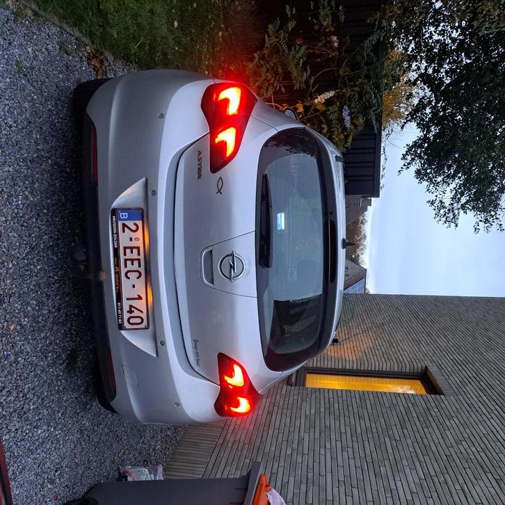 Opel astra cosmo, Auto's, Opel, Particulier, Astra, Airbags, Airconditioning, Cruise Control, Mistlampen, Navigatiesysteem, Regensensor