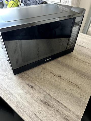 Panasonic combi microgolf/grill (nieuw), Elektronische apparatuur, Ophalen of Verzenden, Zo goed als nieuw, Draaiplateau, Vrijstaand