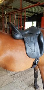 Dressuurzadel wow, Dieren en Toebehoren, Paarden en Pony's | Zadels, Ophalen, Zo goed als nieuw