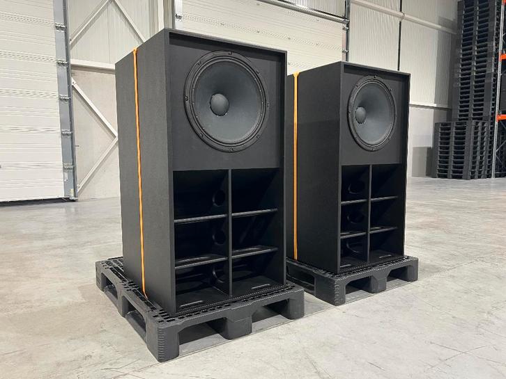 2x 18" Scoop Bass Horn 1000W RMS Celestion FTR18-4080FD, Audio, Tv en Foto, Luidsprekerboxen, Gebruikt, Subwoofer, 120 watt of meer