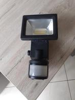 Projecteur led extérieur avec détecteur de mouvements., Enlèvement, Utilisé, LED
