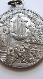 M86 *Oude Medaille*Regina sacratissimi rosarii ora pro nobis, Ophalen of Verzenden, Sieraad