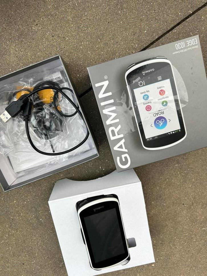 Garmin 1030, Vélos & Vélomoteurs, Accessoires vélo | Compteurs de vélo, Comme neuf, Enlèvement