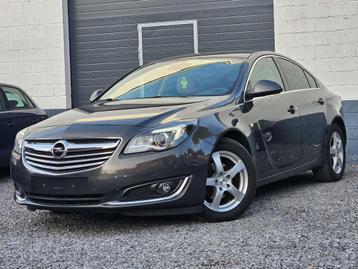 Opel Insignia 2.0 cdti * Cuir chauffant * Xenon * (bj 2015) beschikbaar voor biedingen