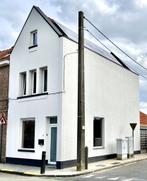 Instapklare en recent gerenoveerde hoekwoning in Menen, Immo, Huizen en Appartementen te koop, Verkoop zonder makelaar, Tot 200 m²
