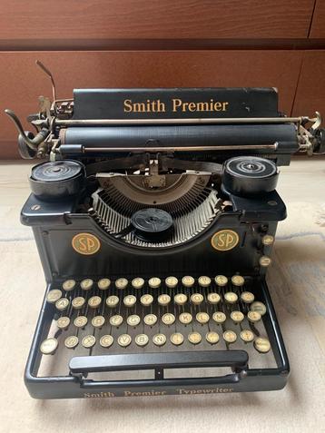 Schrijfmachine Smith Premier antiek